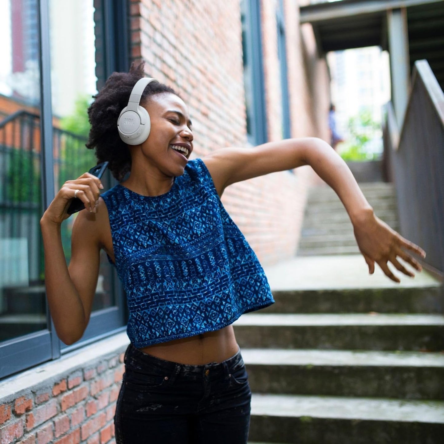 JBL Tune 770NC - Adaptive Noise Cancelling with Smart Ambient Wireless Over-Ear Headphones, Bluetooth 5.3, Up to 70H Battery Life with Speed Charge, Lightweight, Comfortable & Foldable Design (White) ( 1107653) (MSRP $149.99)