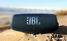 JBL CHARGE 5 - Portable Bluetooth Speaker with IP67 Waterproof and USB Charge out - Blue (1106512)